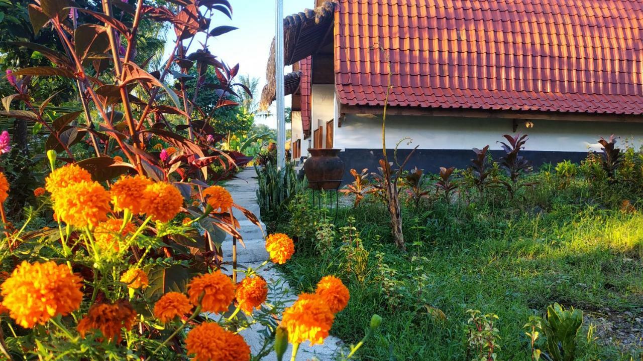 Bale Kembang Kuning Apartment Tetebatu Luaran gambar