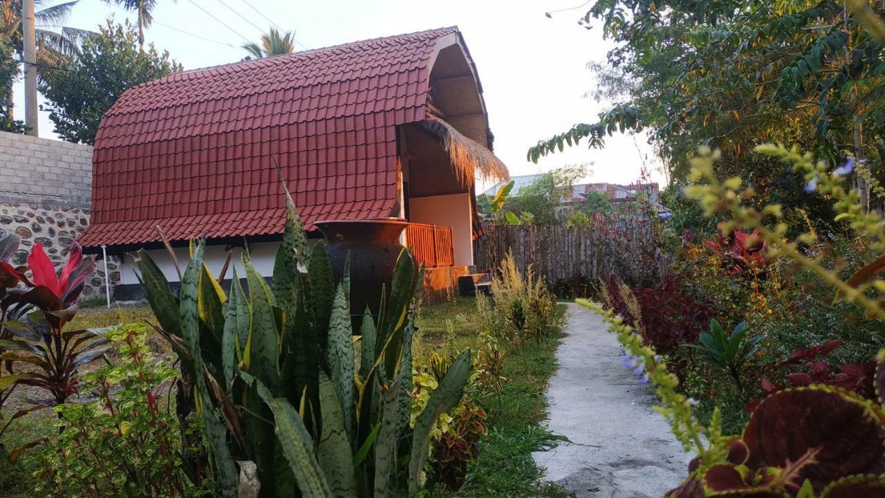 Bale Kembang Kuning Apartment Tetebatu Luaran gambar