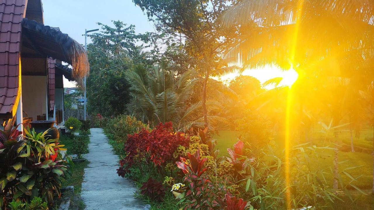 Bale Kembang Kuning Apartment Tetebatu Luaran gambar